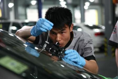 保定市第四職業(yè)中學(xué)都有哪些汽修相關(guān)專(zhuān)業(yè)？