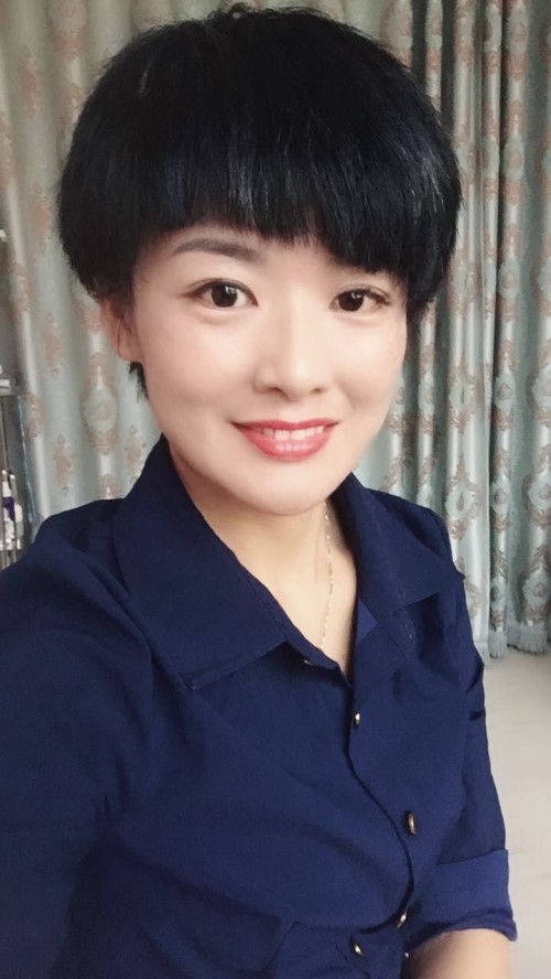 纖指圓夢(mèng)想！保定東方技工學(xué)校創(chuàng)業(yè)者——李丹！  