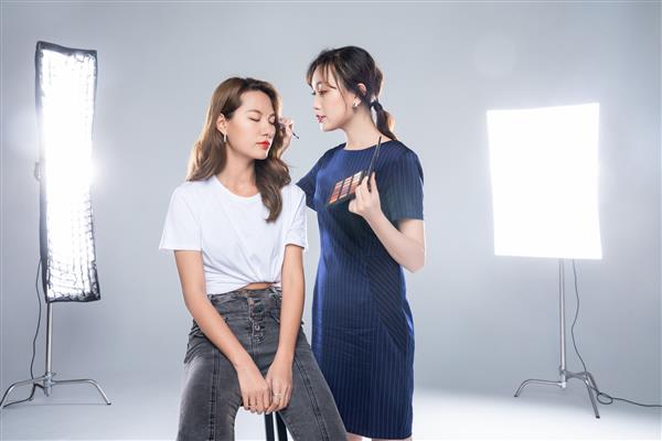 淄博哪里可以學(xué)習(xí)化妝？