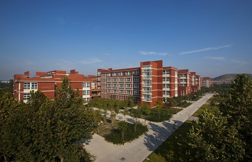 濟南學護理為什么選擇山東華德職業(yè)中等專業(yè)學校？