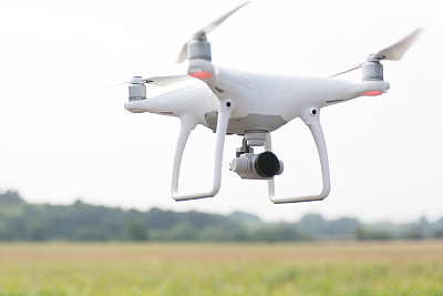 山東學無人機操控技術去哪里？