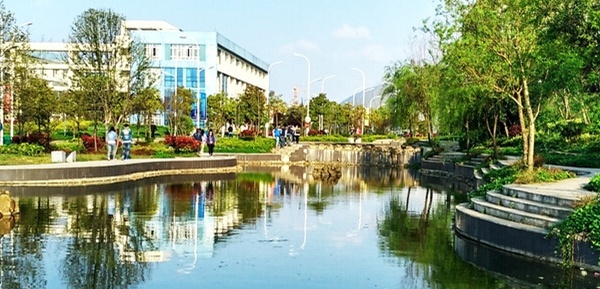 山東人民專修學院有哪些就業(yè)保障？