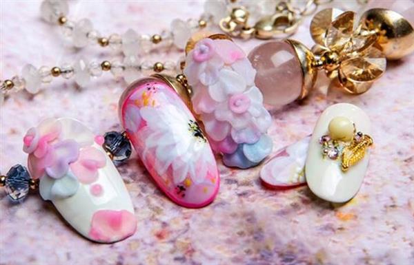 煙臺標榜美容美發(fā)職業(yè)技能培訓學校都開設(shè)了哪些美甲課程？