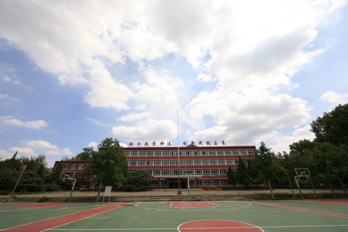 中國(guó)洛陽(yáng)一拖技師學(xué)院有哪些熱門(mén)專(zhuān)業(yè)？