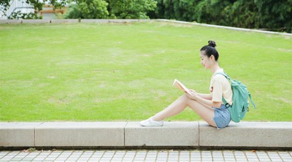 青島巖天數(shù)控職業(yè)技術(shù)學(xué)校有哪些專業(yè)？