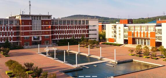 山東水利技師學(xué)院電力系教學(xué)設(shè)施怎么樣？