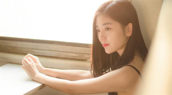 唐山市圣千惠美容美發(fā)職業(yè)技能培訓學校教你畫韓式妝容！