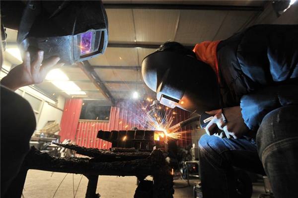 泰安電氣焊專業(yè)學校電氣焊全科專業(yè)班都需要學習哪些內容？