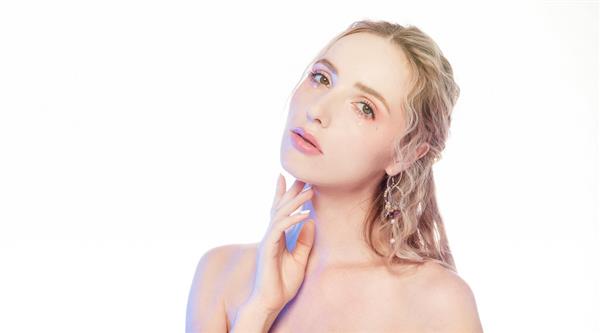 女生如何提升自己的形象？石家莊風(fēng)范形象設(shè)計(jì)學(xué)校來(lái)支招！