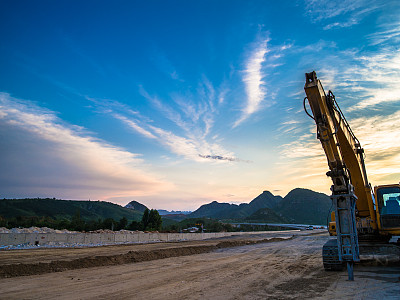 濟(jì)南駿大挖掘機(jī)培訓(xùn)學(xué)校開設(shè)哪些培訓(xùn)課程？