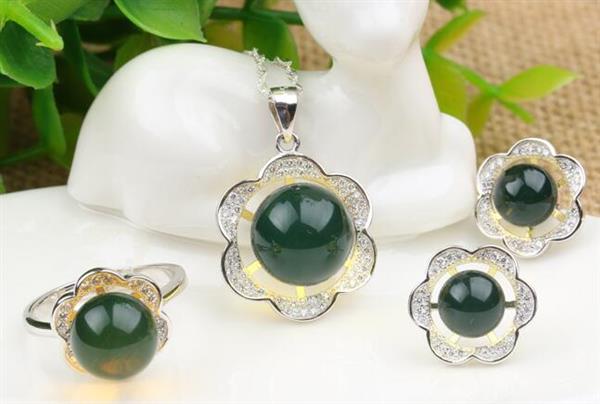 首飾類(lèi)專(zhuān)業(yè)需要學(xué)習(xí)哪些技能？邢臺(tái)汽修服裝學(xué)校為你解答！