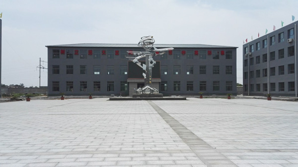 石家莊中英航空學(xué)校有什么就業(yè)保障和獎(jiǎng)勵(lì)措施？