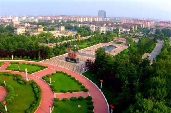 秦皇島渤?？萍贾械葘I(yè)學(xué)校